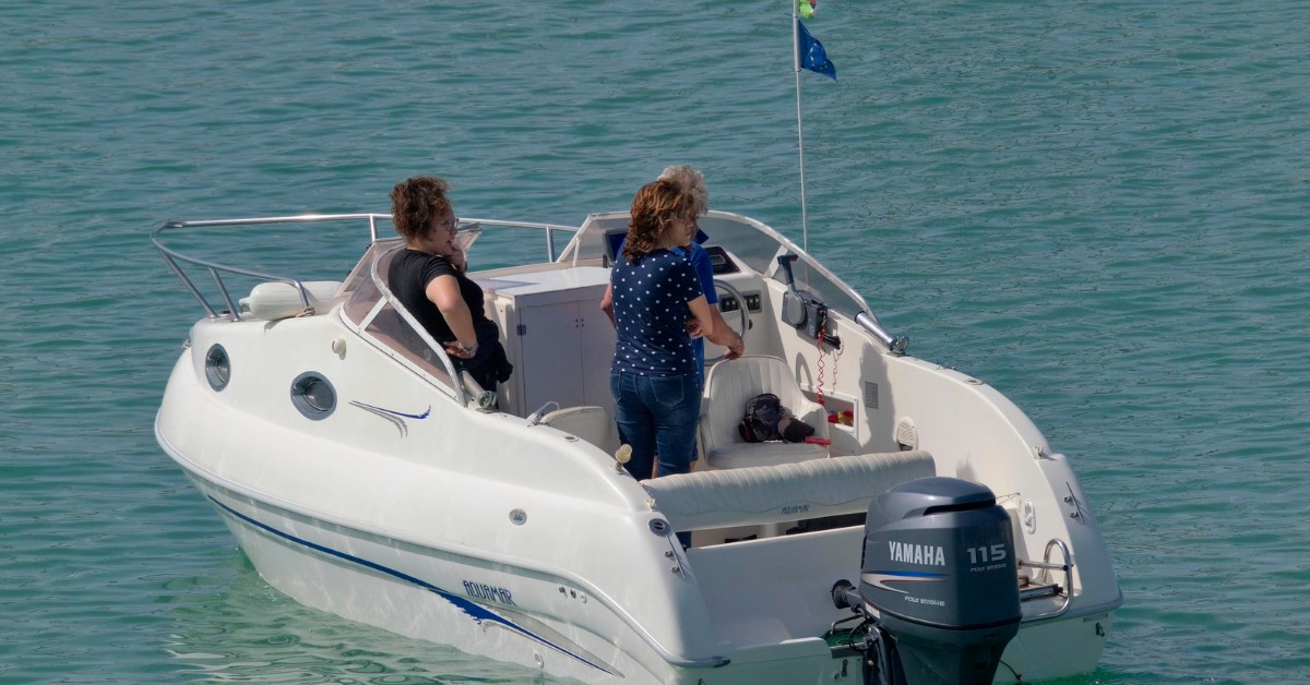 Where Can I Rent a Boat for a Day in Lake Tahoe-Few Smart Tips!